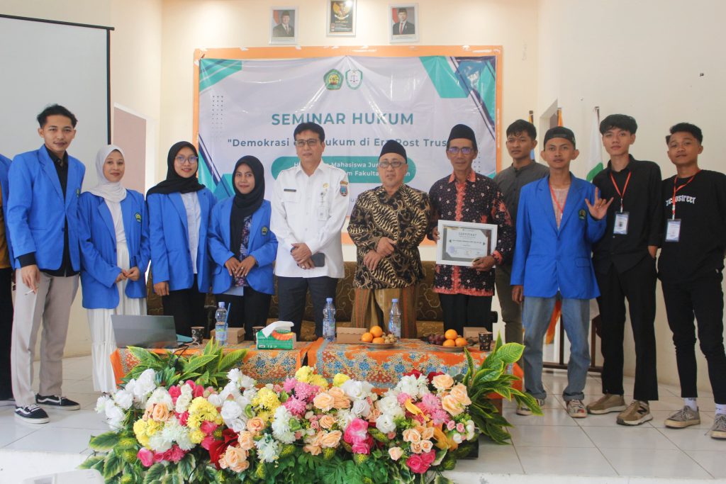 Seminar Hukum Demokrasi dan Hukum di Era Post-Truth