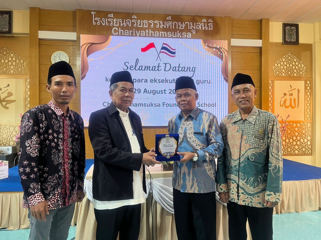 Dari Rembang ke Thailand: STAIKA Jalin Silaturahmi dengan Chariyatham Suksa Foundation School, Thailand
